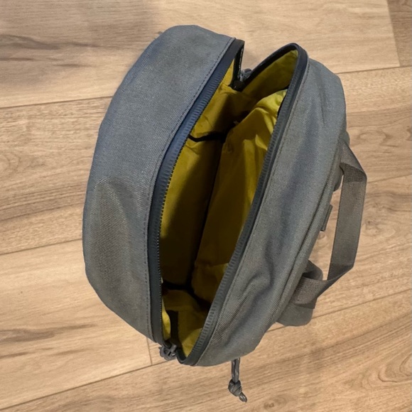 TOPO Designs Tech Daypack Backpack - Picture 10 of 12